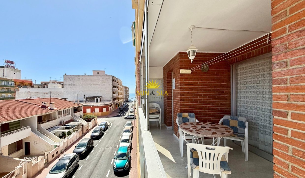 Reventa - Apartamento - Torrevieja - El Acequión - Los Náufragos