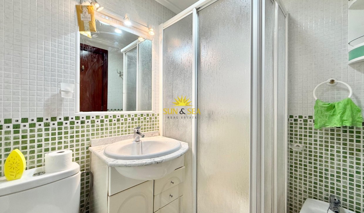 Reventa - Apartamento - Torrevieja - El Acequión - Los Náufragos