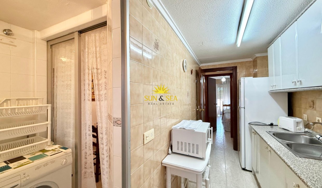 Reventa - Apartamento - Torrevieja - El Acequión - Los Náufragos