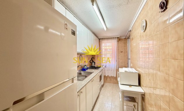 Reventa - Apartamento - Torrevieja - El Acequión - Los Náufragos