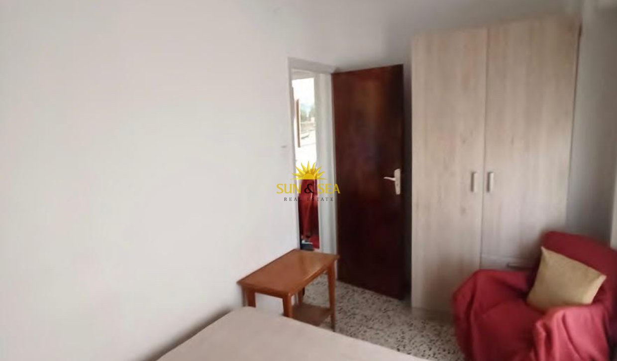 Location à long terme - Appartement - El Campello - Campello