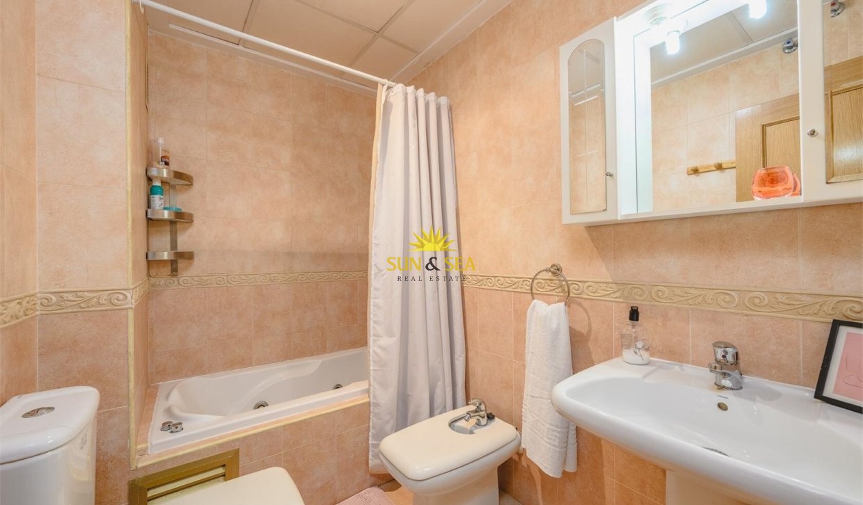 Long Term Rental - Apartment - Alicante - Centro
