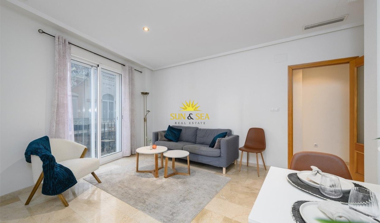 Long Term Rental - Apartment - Alicante - Centro