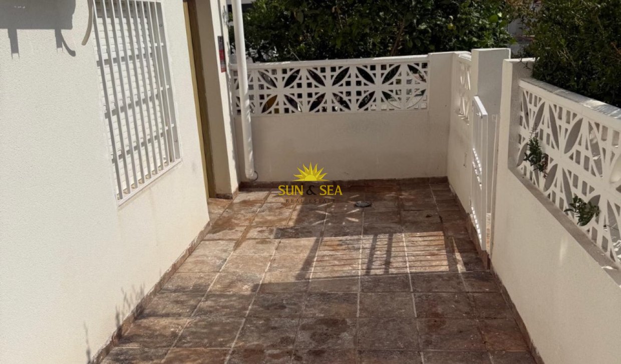 Reventa - Chalet - Torrevieja - El Chaparral