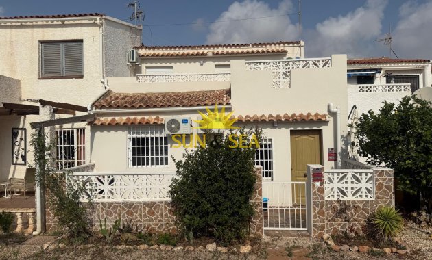 Reventa - Chalet - Torrevieja - El Chaparral