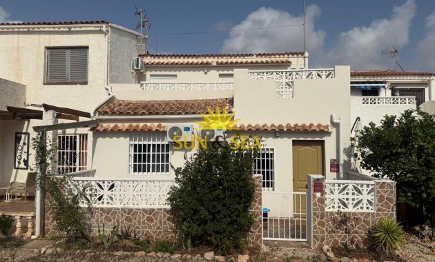 Reventa - Chalet - Torrevieja - El Chaparral