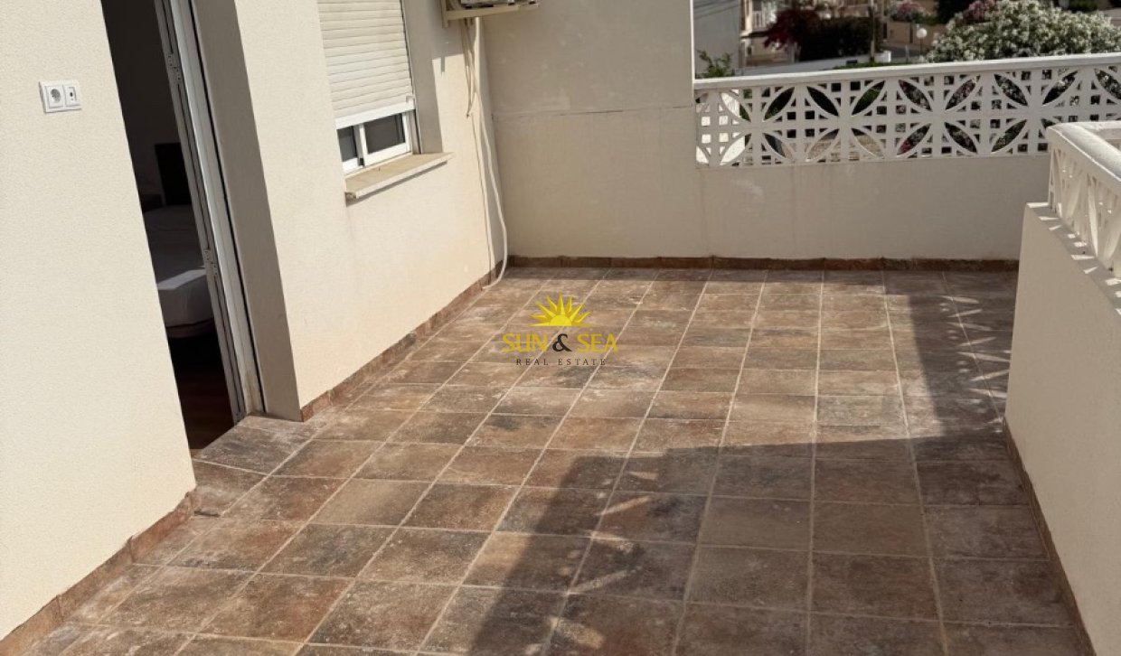 Reventa - Chalet - Torrevieja - El Chaparral