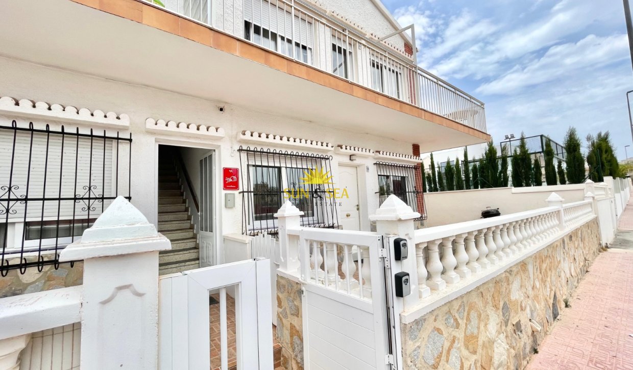 Long Term Rental - Ground Floor - Torrevieja - Los Frutales