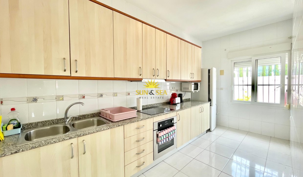 Long Term Rental - Ground Floor - Torrevieja - Los Frutales