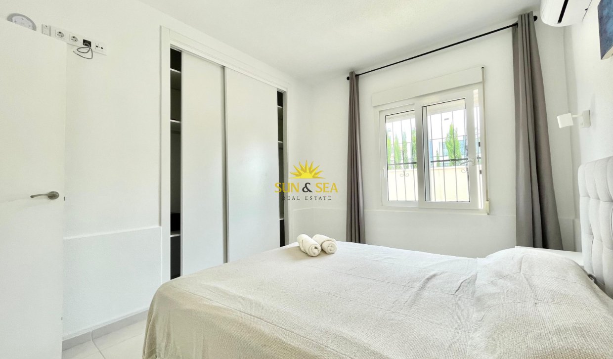 Long Term Rental - Ground Floor - Torrevieja - Los Frutales