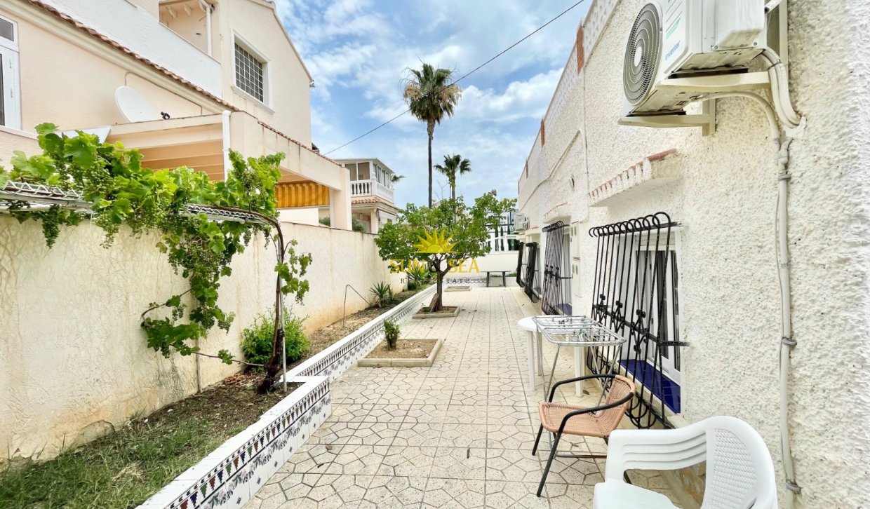 Location à long terme - Appartement - Torrevieja - Los Frutales