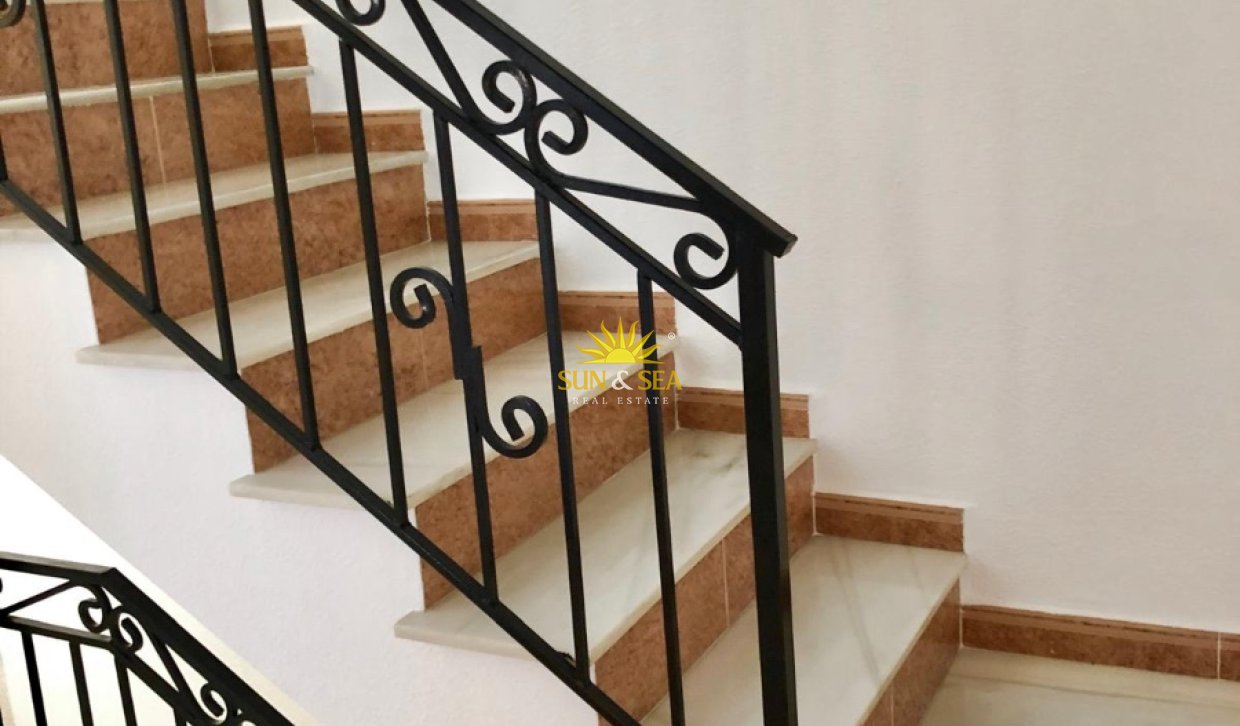 Langfristige Vermietung - Villa - Orihuela Costa