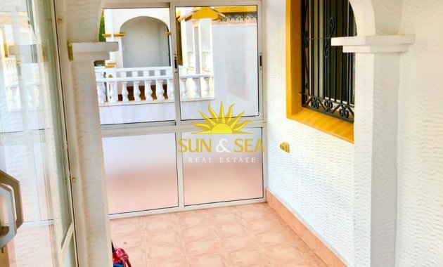 Langfristige Vermietung - Villa - Orihuela Costa