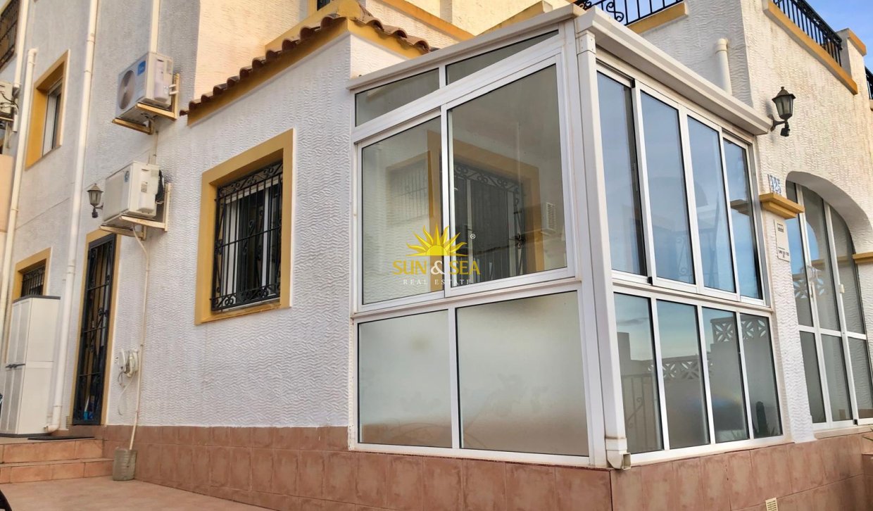 Langfristige Vermietung - Villa - Orihuela Costa