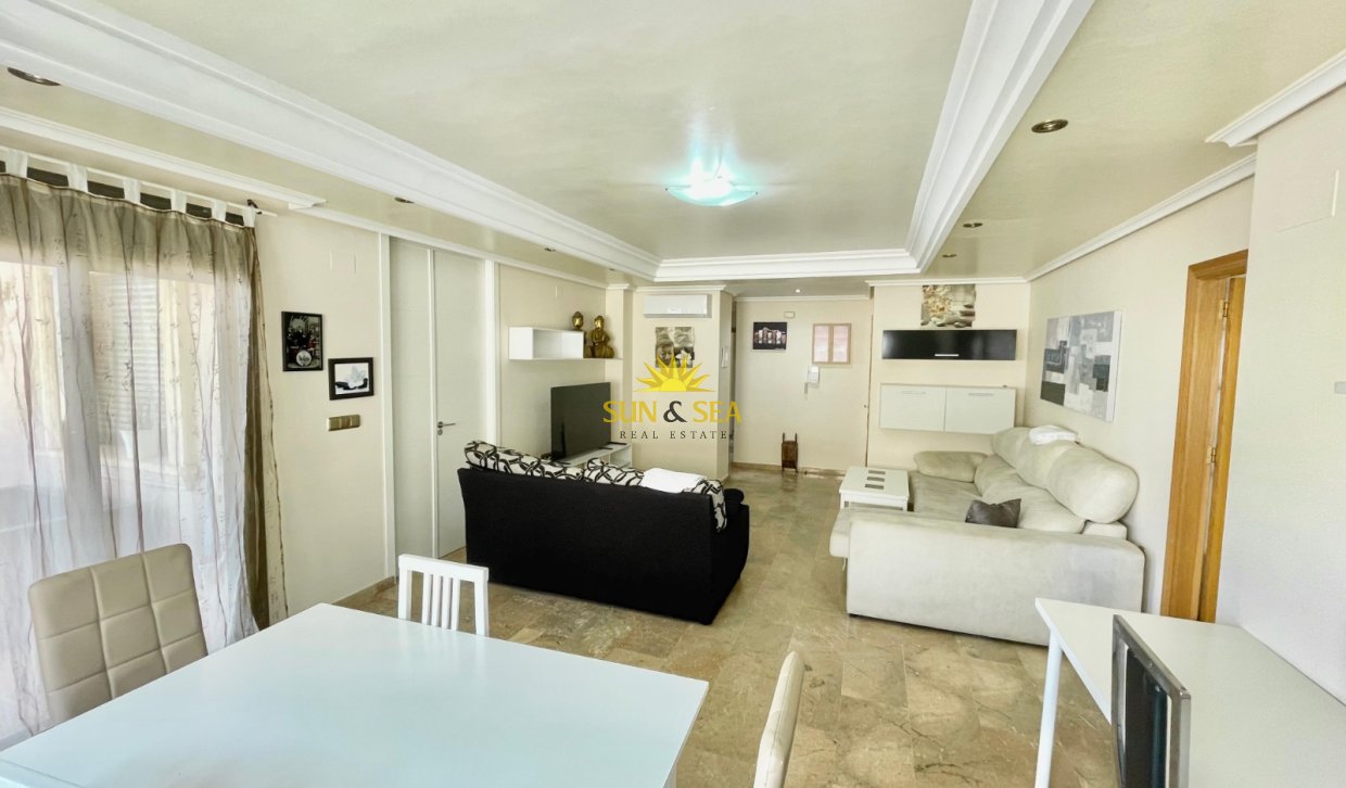 Reventa - Apartamento - Torrevieja - Centro