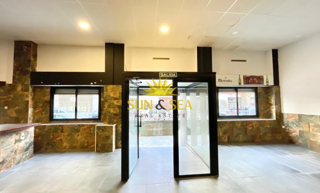 Resale - Commercial - Torrevieja - Playa del Cura