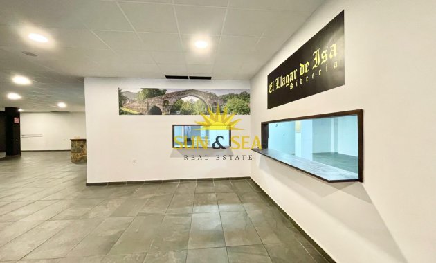 Resale - Commercial - Torrevieja - Playa del Cura