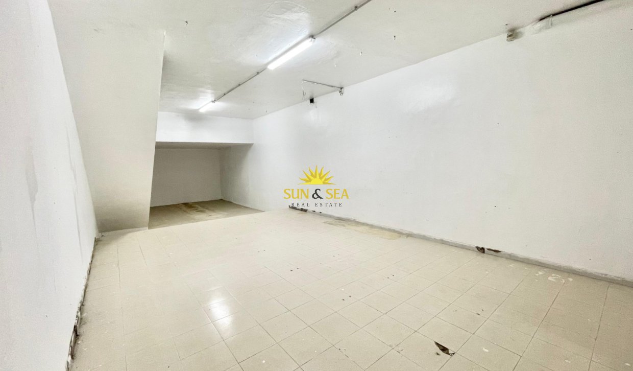 Long Term Rental - Commercial - Torrevieja - Curva del Palangre