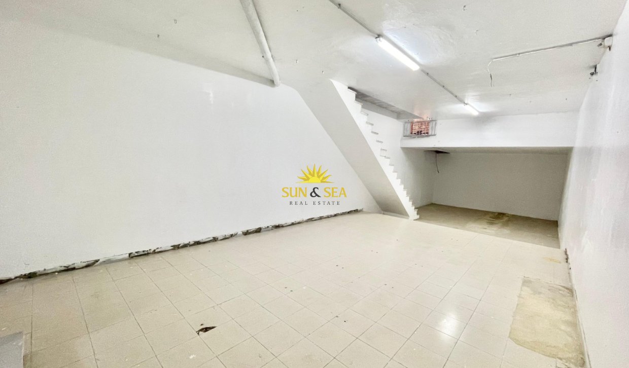Long Term Rental - Commercial - Torrevieja - Curva del Palangre