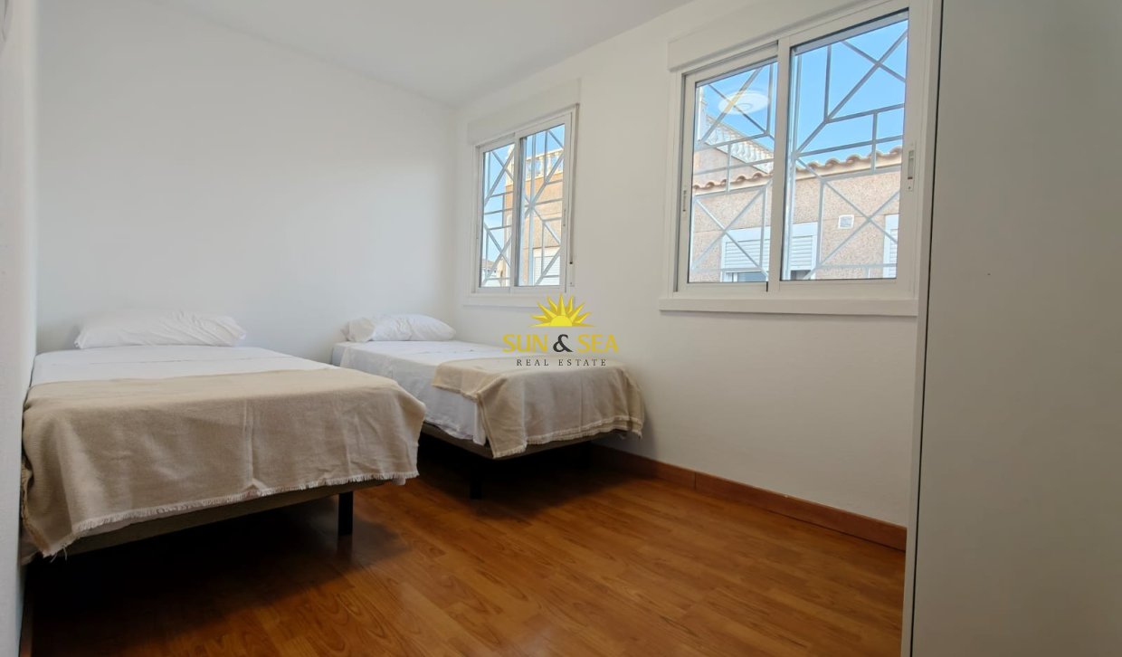 Long Term Rental - Apartment - Torrevieja - torrevieja