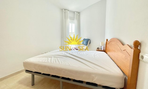 Alquiler a largo plazo - Apartamento - Torrevieja - Centro