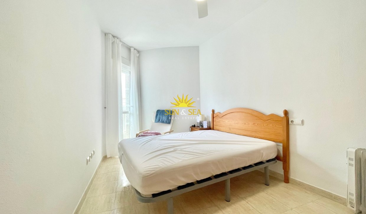 Alquiler a largo plazo - Apartamento - Torrevieja - Centro