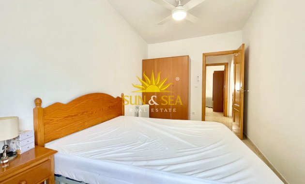 Alquiler a largo plazo - Apartamento - Torrevieja - Centro
