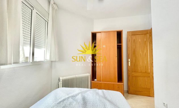 Alquiler a largo plazo - Apartamento - Torrevieja - Centro