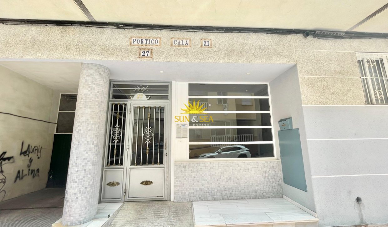 Alquiler a largo plazo - Apartamento - Torrevieja - Centro