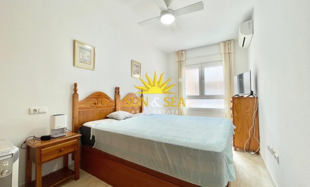Alquiler a largo plazo - Apartamento - Torrevieja - Centro