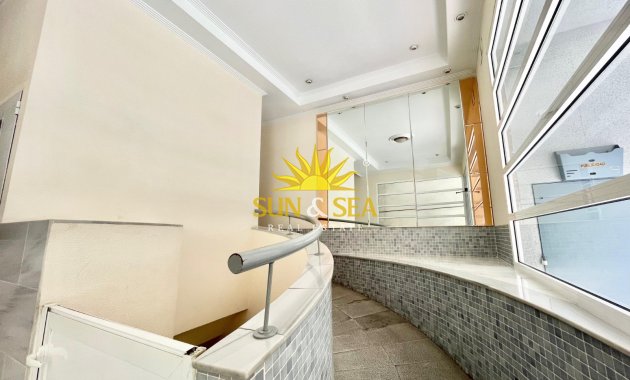 Alquiler a largo plazo - Apartamento - Torrevieja - Centro