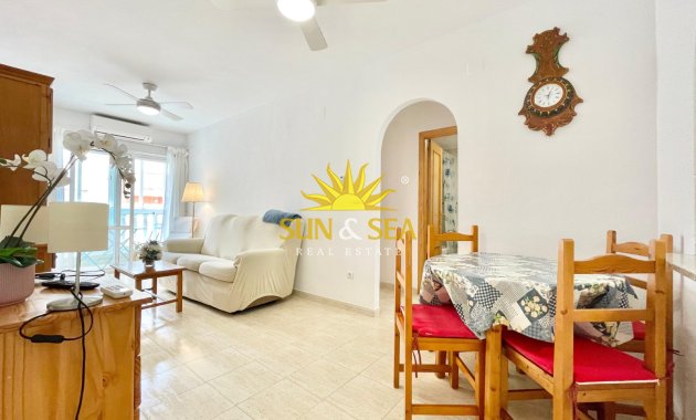 Alquiler a largo plazo - Apartamento - Torrevieja - Centro