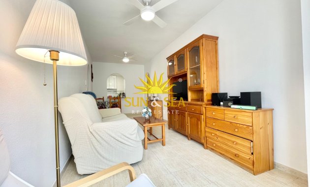 Alquiler a largo plazo - Apartamento - Torrevieja - Centro