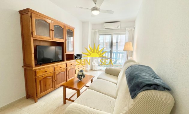 Alquiler a largo plazo - Apartamento - Torrevieja - Centro