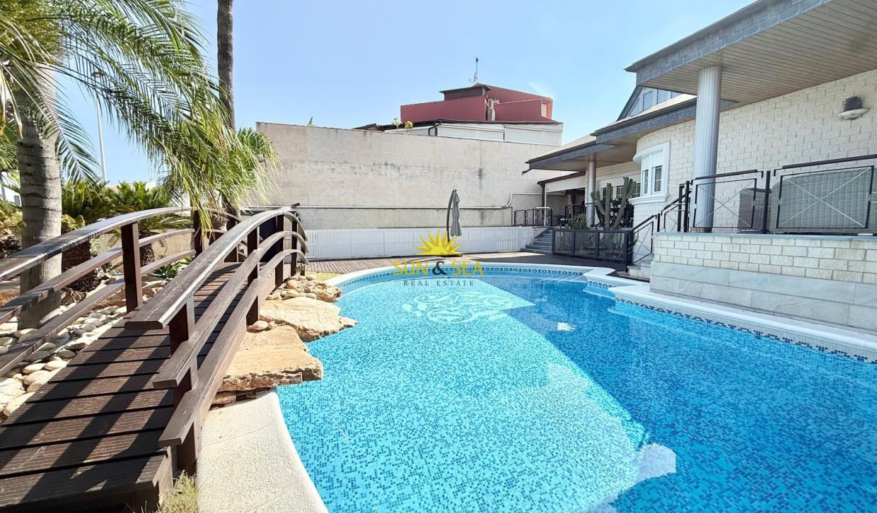 Resale - Villa / Semi detached - San Pedro del Pinatar - San Pedro de Pinatar