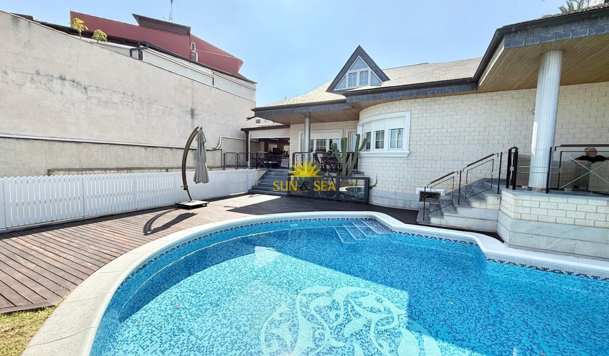 Resale - Villa / Semi detached - San Pedro del Pinatar - San Pedro de Pinatar