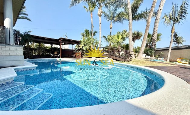Resale - Villa / Semi detached - San Pedro del Pinatar - San Pedro de Pinatar