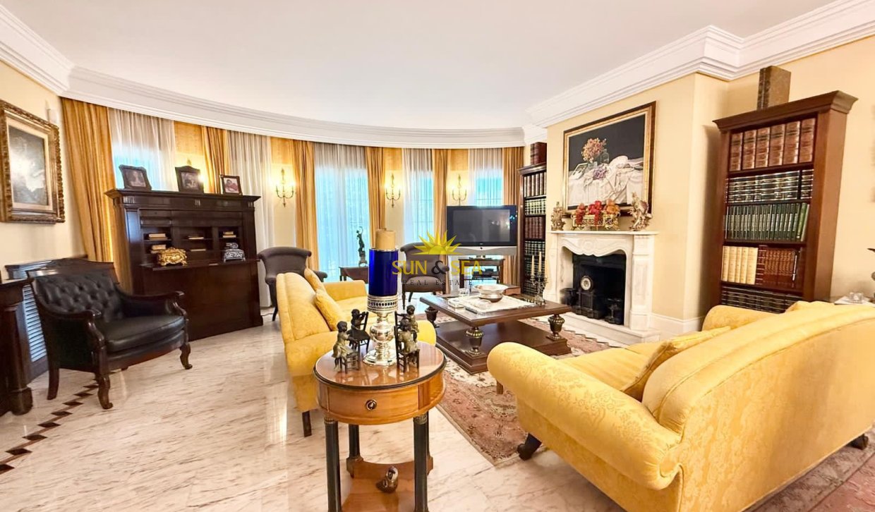 Resale - Villa / Semi detached - San Pedro del Pinatar - San Pedro de Pinatar