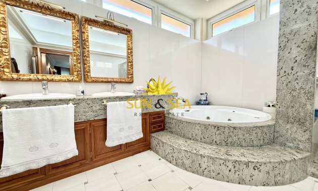 Resale - Villa / Semi detached - San Pedro del Pinatar - San Pedro de Pinatar