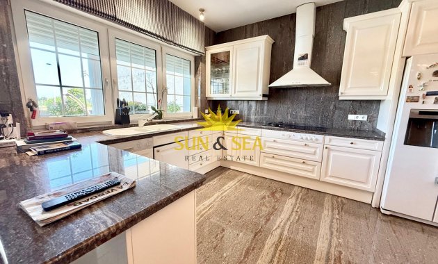 Resale - Villa / Semi detached - San Pedro del Pinatar - San Pedro de Pinatar