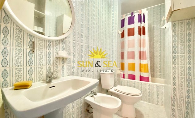 Resale - Apartment - Cartagena - Playa Honda
