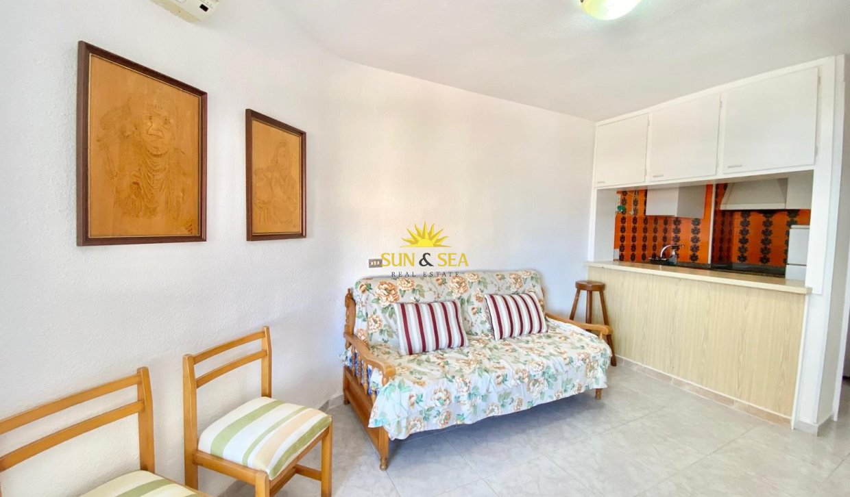 Resale - Apartment - Cartagena - Playa Honda