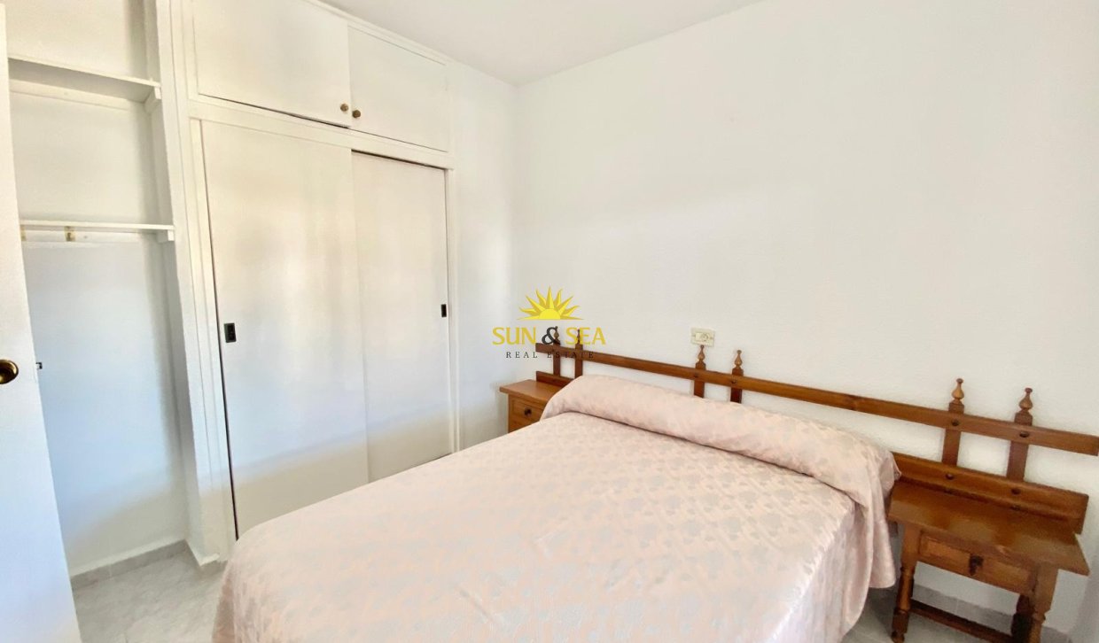 Resale - Apartment - Cartagena - Playa Honda