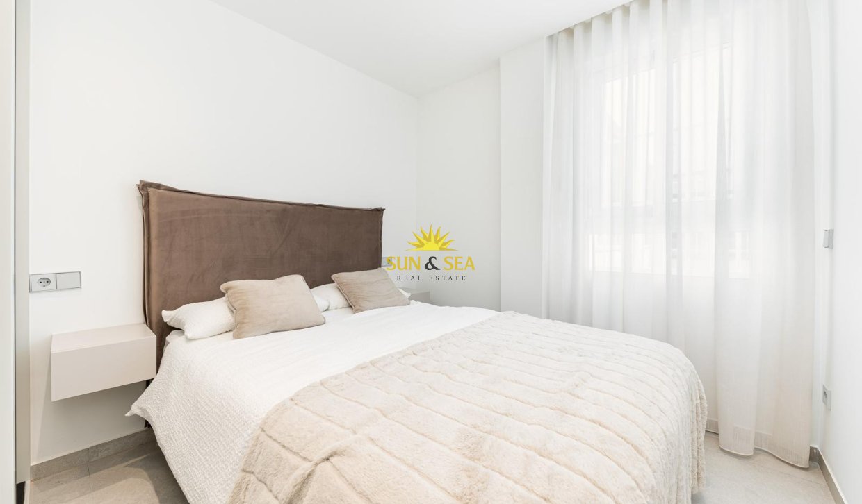 Reventa - Atico - Torrevieja - Playa del Acequión
