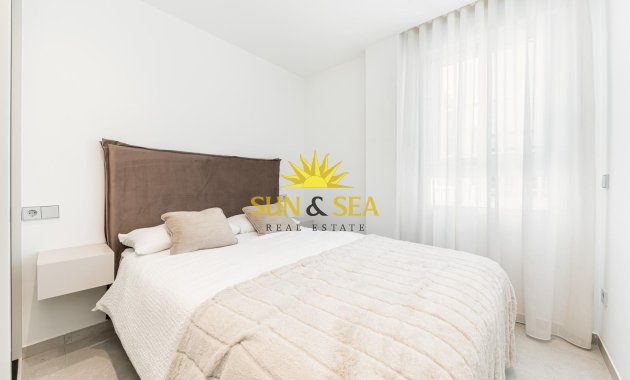 Reventa - Atico - Torrevieja - Playa del Acequión