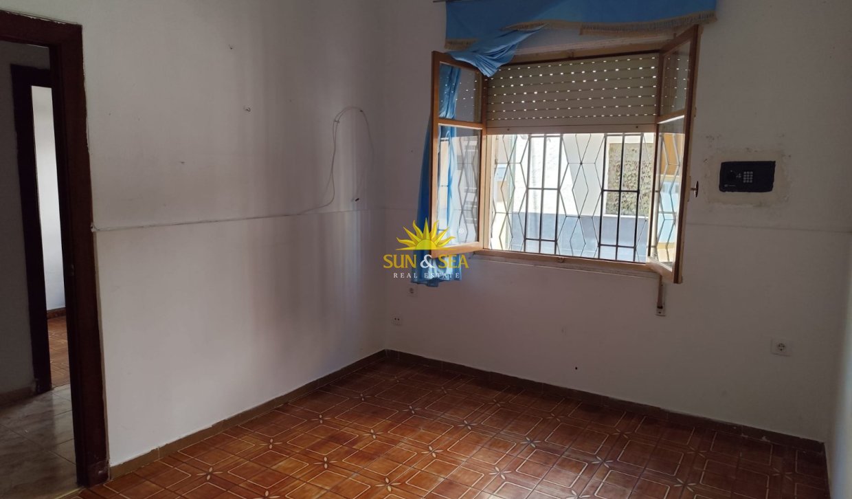 Wiederverkauf - Ground Floor - 