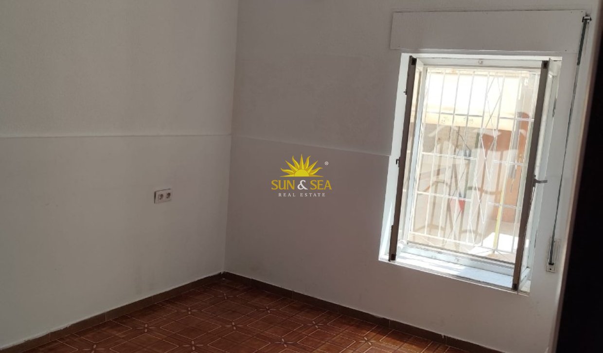 Wiederverkauf - Ground Floor - 
