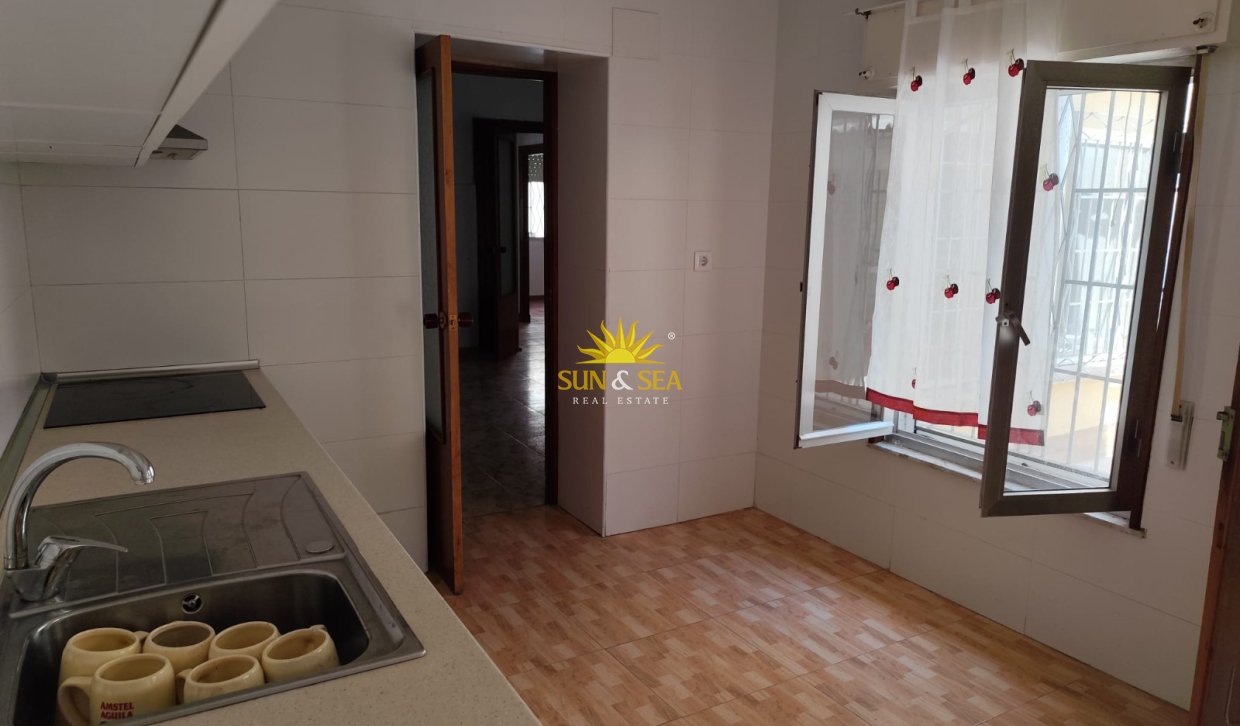 Wiederverkauf - Ground Floor - 