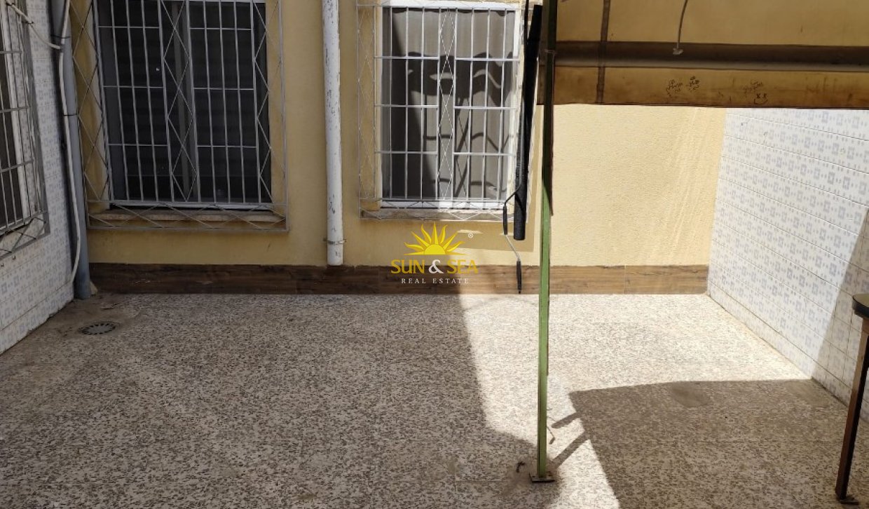 Wiederverkauf - Ground Floor - 