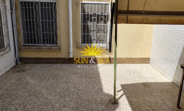 Wiederverkauf - Ground Floor - 
